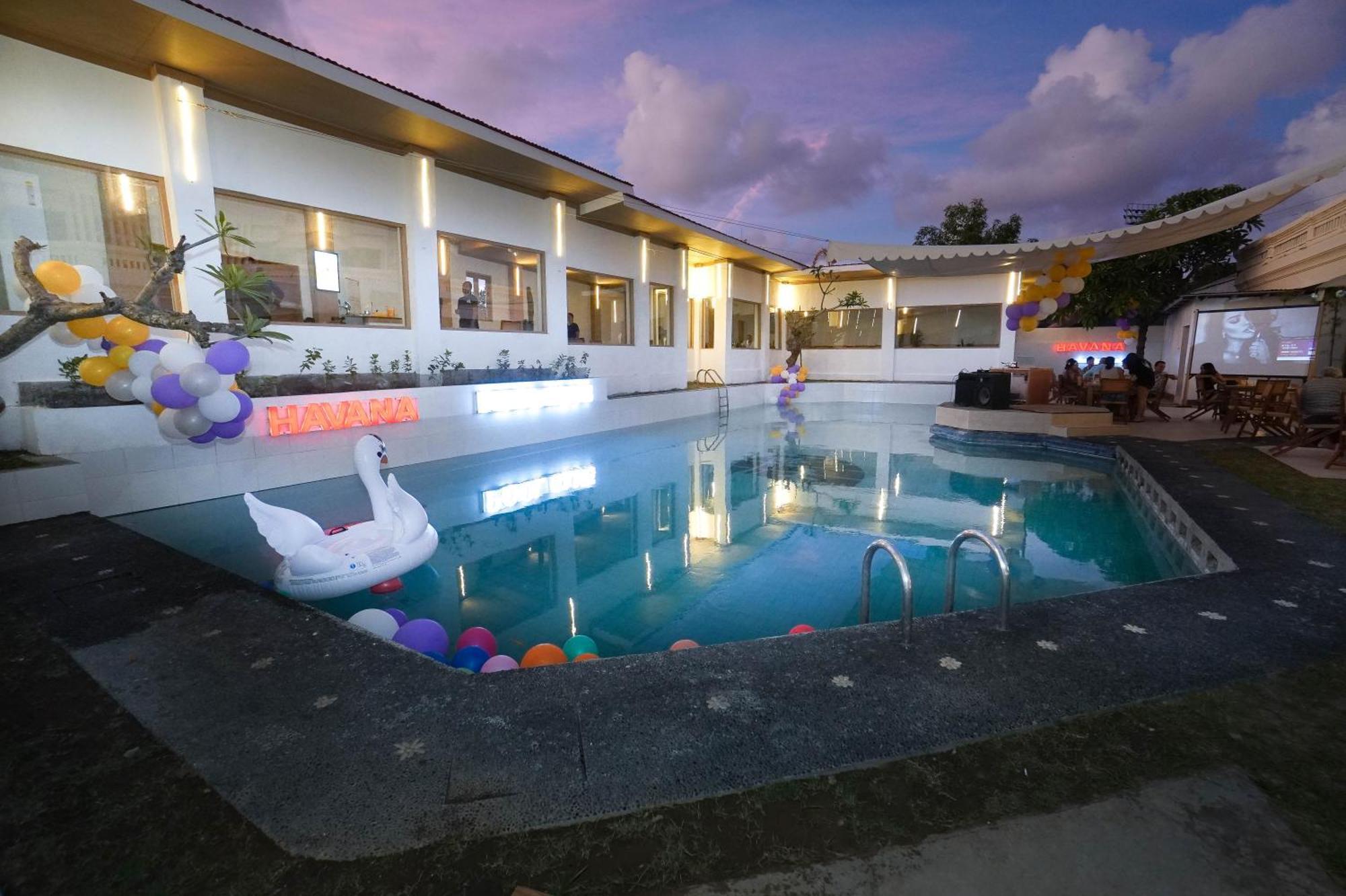 One Bedroom Private Villa Kuta Seminyak Buitenkant foto